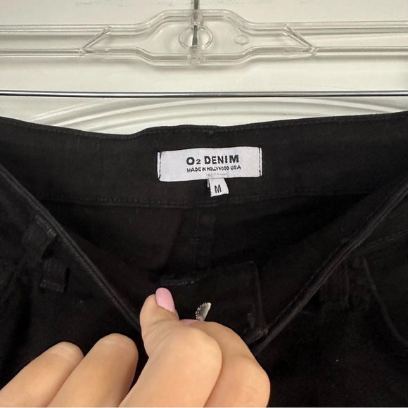 Lulu’s O2 black denim skirt - Picture 7 of 8